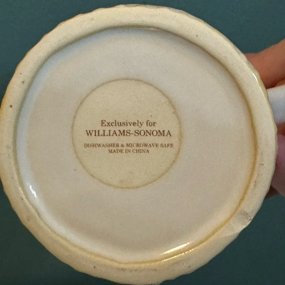 Williams Sonoma Winter Santa and Reindeer Sleigh Embossed Ivory Mug Christmas